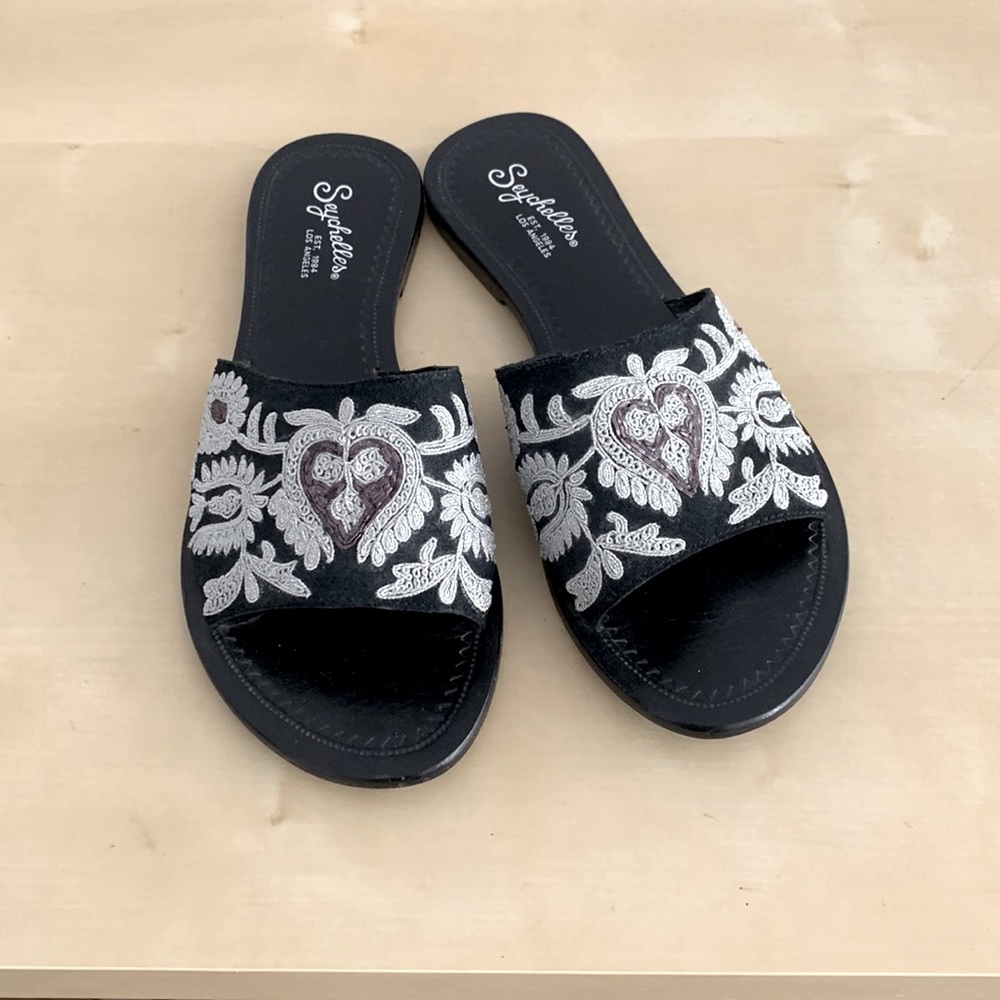 Seychelles Black Embroidered Leather Slide SIZE 6.5
